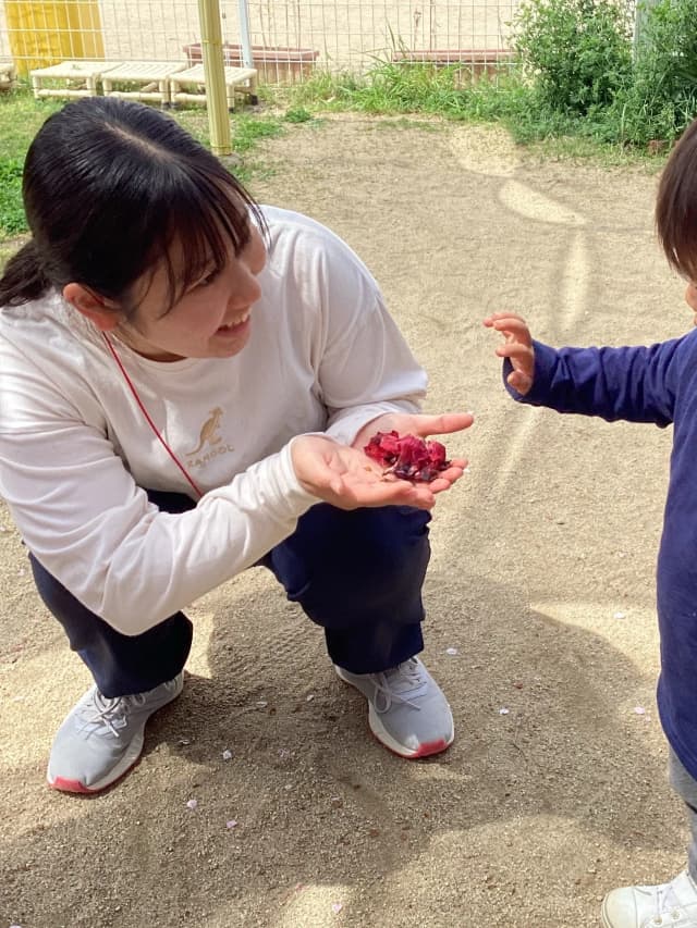 保護者への育児相談や情報提供