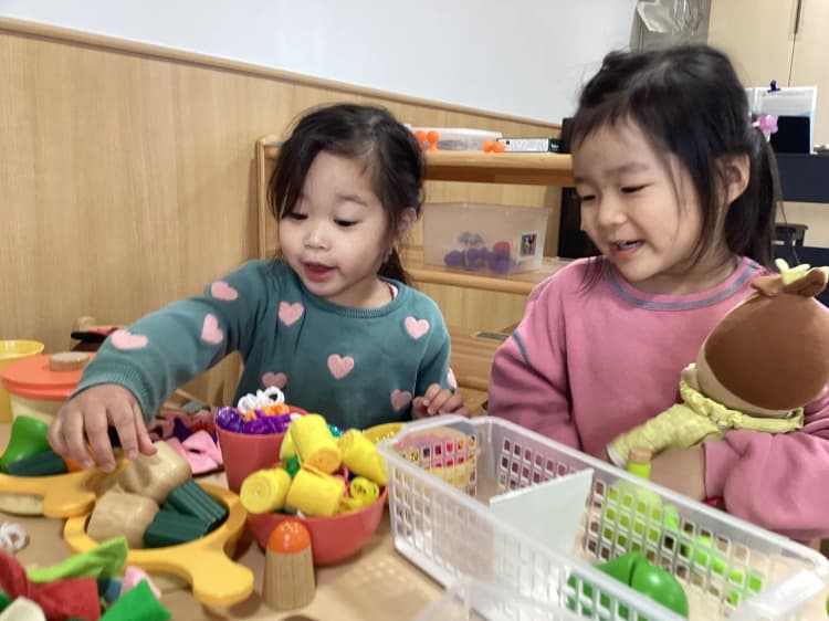 順次降園・自由あそび（合同保育