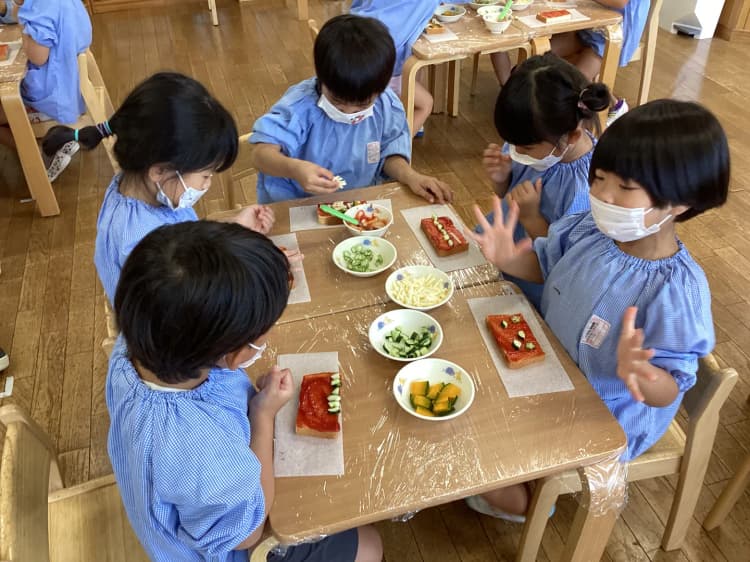 順次降園・自由遊び(合同保育)